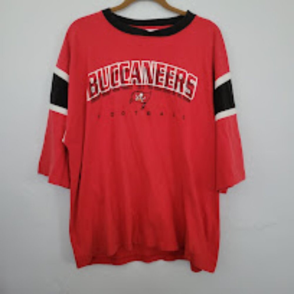 NFL BRAND RED AND BLACK BUCCANEERS POLO SHIRT